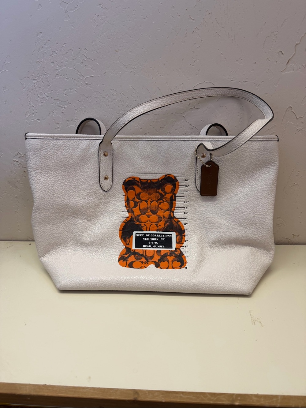 RARE Coach White Pebbled Leather Gummy Bear Tote Bag – Like New - Picture 2 of 5